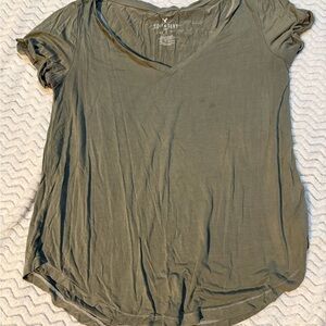 American Eagle Outfitters Sage Green V-Neck Tee